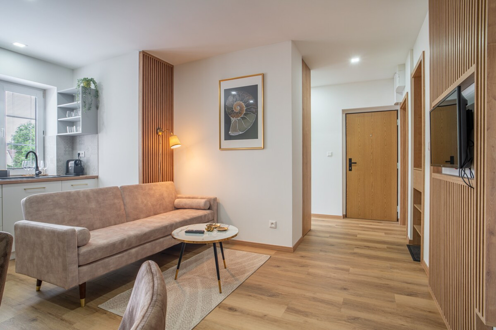 Living room image 3