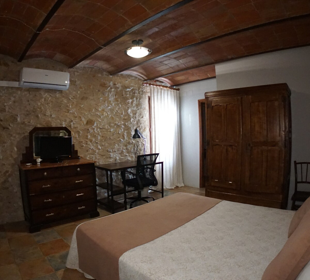 La Cuadra. Rural room for coliving preview