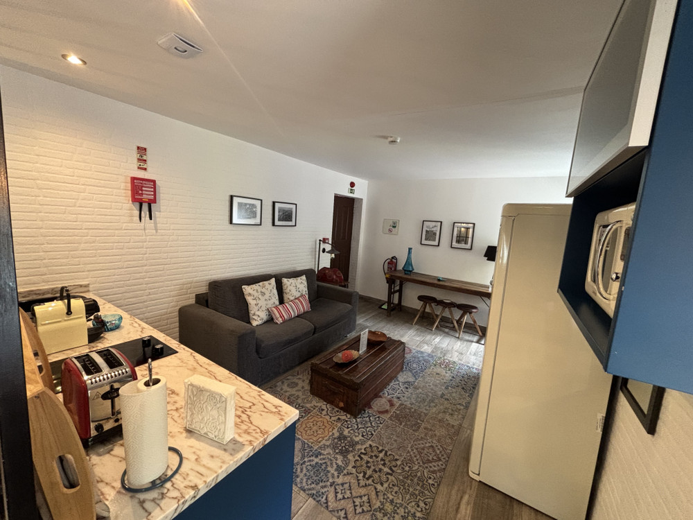 Furnished 1BR Apartment with Heating – Sintra preview