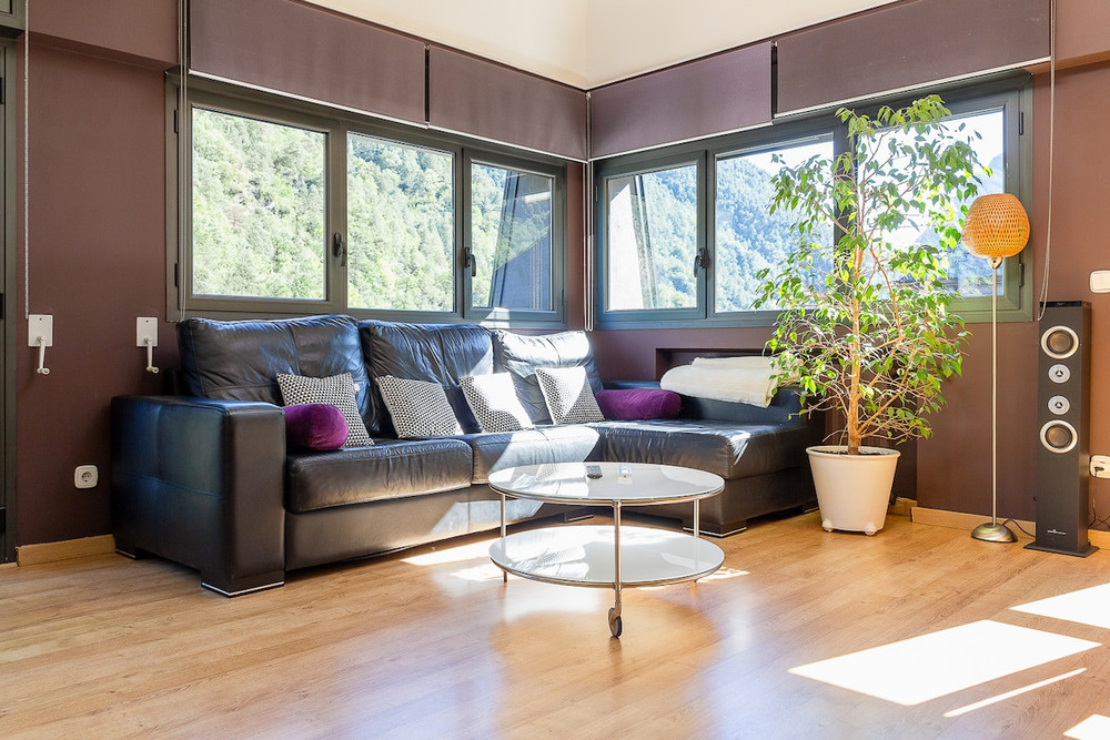 Artistic Duplex with Terrace | 10 min City Center preview