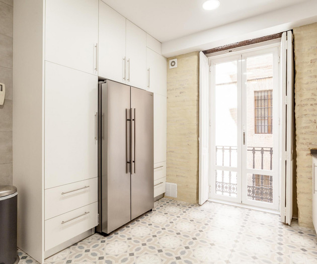 CENTRAL, DESIGN 2-BR + 1-Office APT IN TRINITARIS 