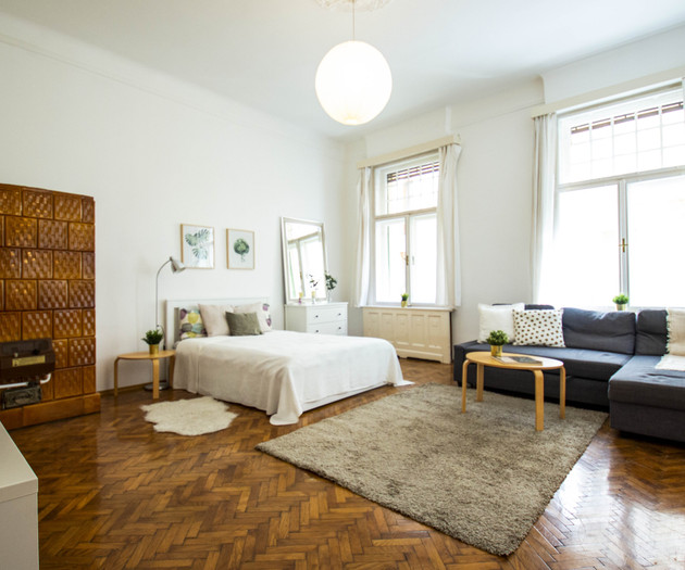 Kazinczy utca 10. no3 (cozy-bright room)