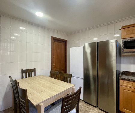 Private Room in Co-Living El Secretario (Room 1)