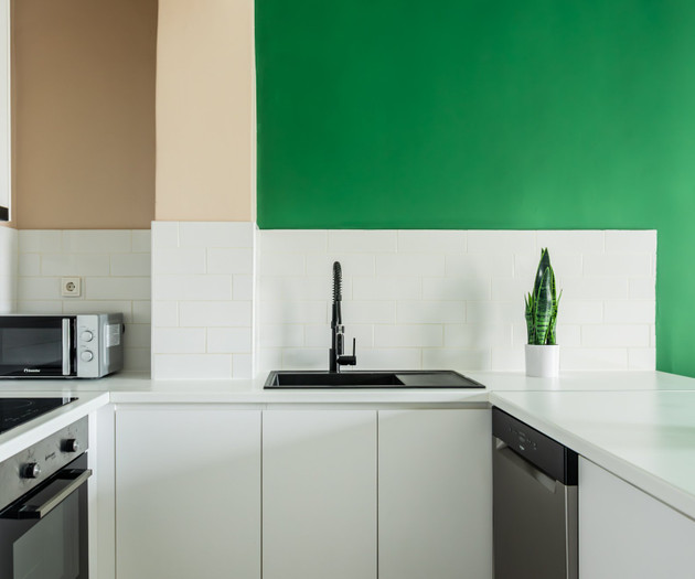 Comfortable 2-bedroom apartment 250m from metro