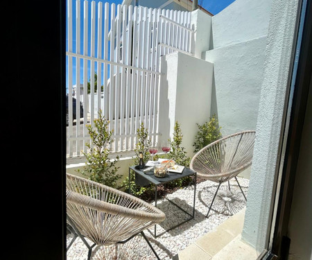 Charming 3 bedroom Apt in Parede Beach