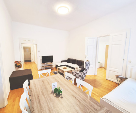 Design Two-Bedroom Apt. - GAL Apartments Vienna***