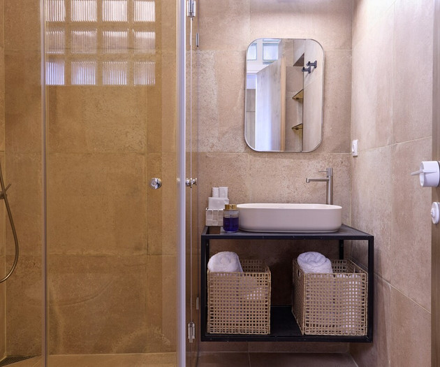Bathroom - Essentials - towels
