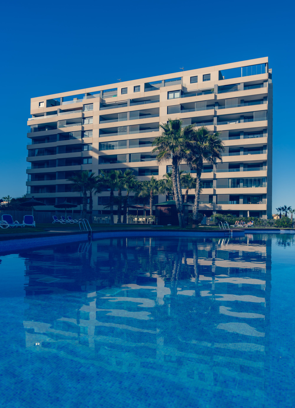 LUJO Y JACUZZI CON VISTAS AL MAR EN TORREVIEJA preview