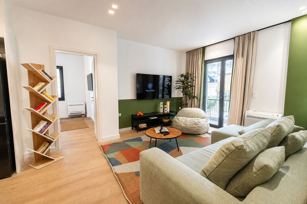 LIV - Upscale Athenian Apartment 1B preview