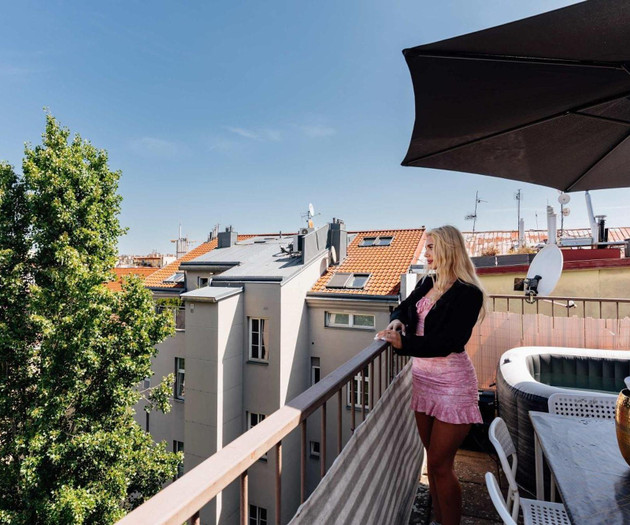 Elephant Signature penthouse • terasz és jakuzzi