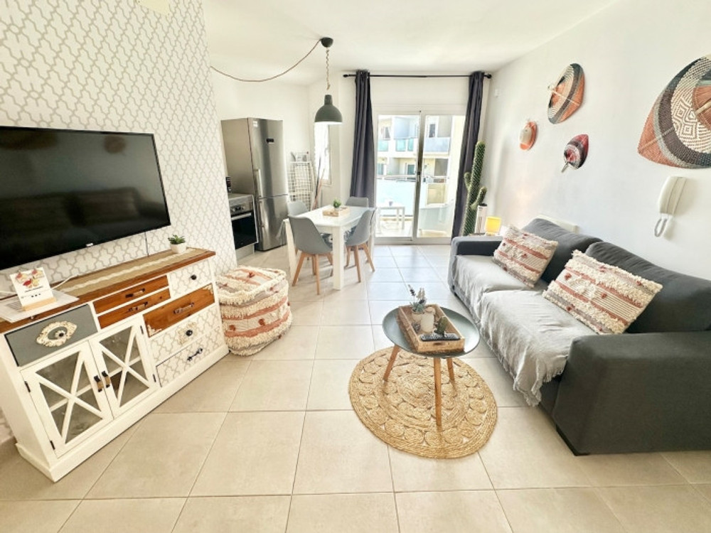 Candy Pop: A/C, 2 terraces, pool & Airfryer preview