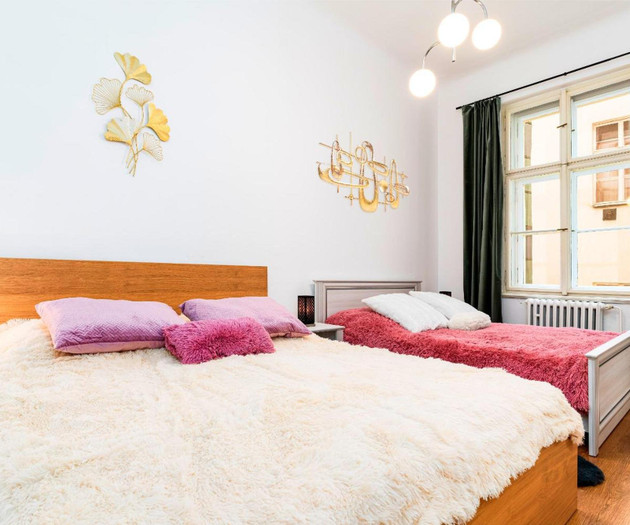 Black Diamond Suite | Spacious 3BR Central Prague