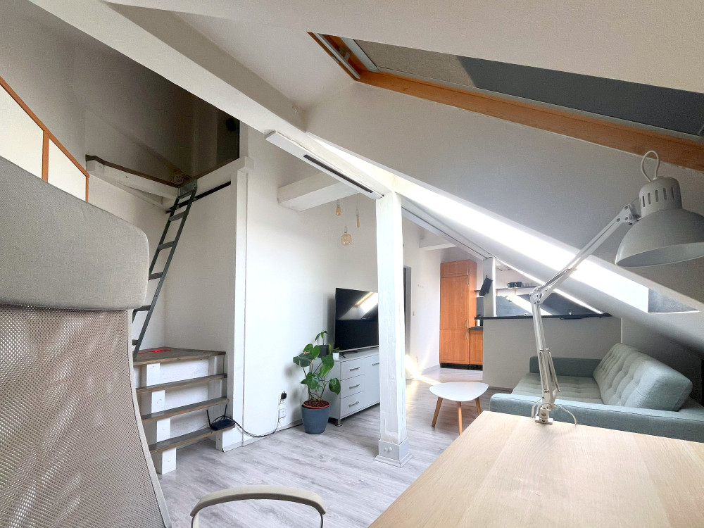 FURNISHED STUDIO close to metro Anděl preview