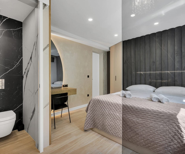 Penthouse Soll 100m from sea