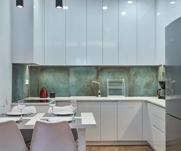 The full equipped  kitchen