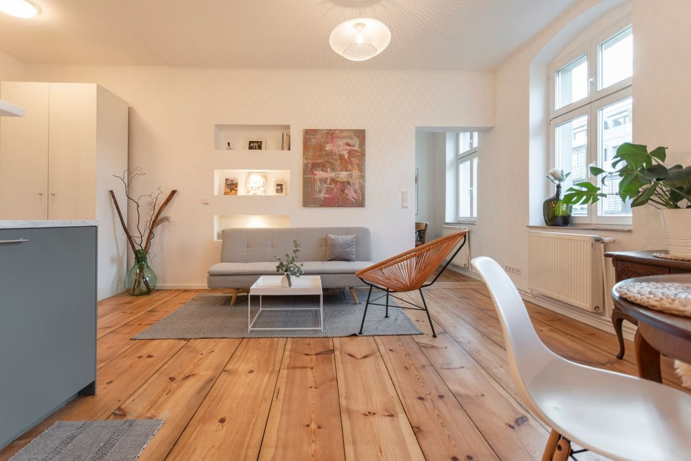 Sunny design apartment. Best location. preview