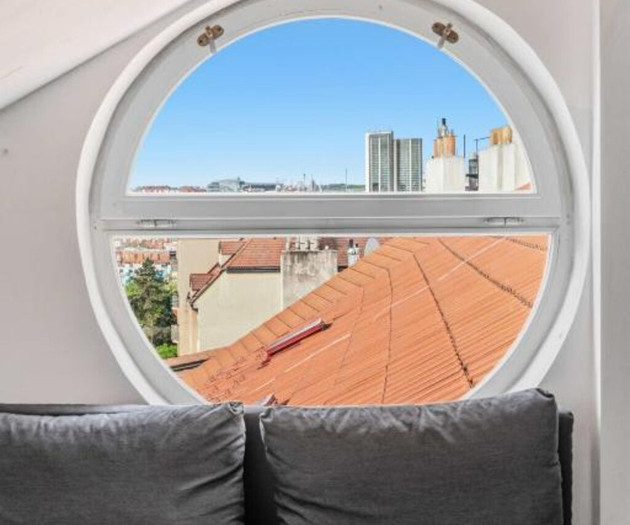 DiCaprio Penthouse | Rooftop Terrace & Jacuzzi