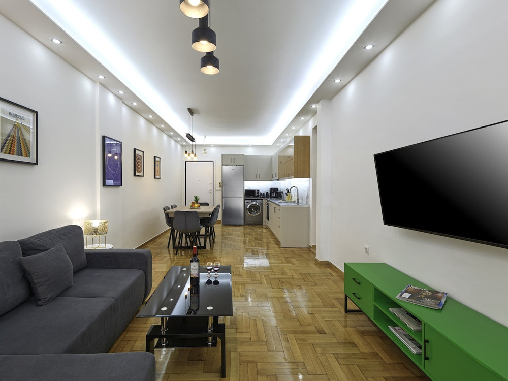 Modern Comfort in Kipseli preview
