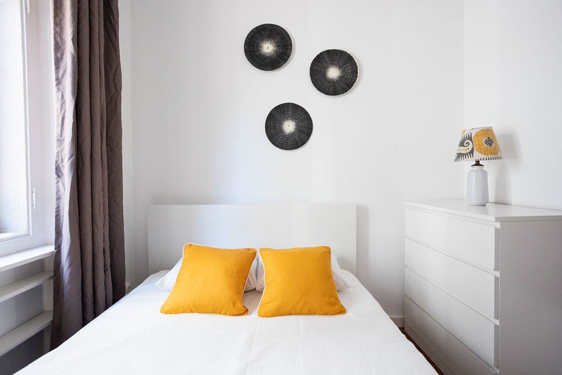 Bed room 1