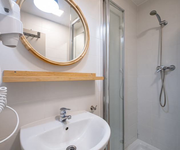 Monthly studio next to Sants