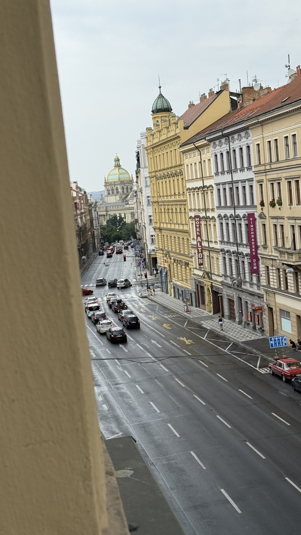 Modern City Center flat preview