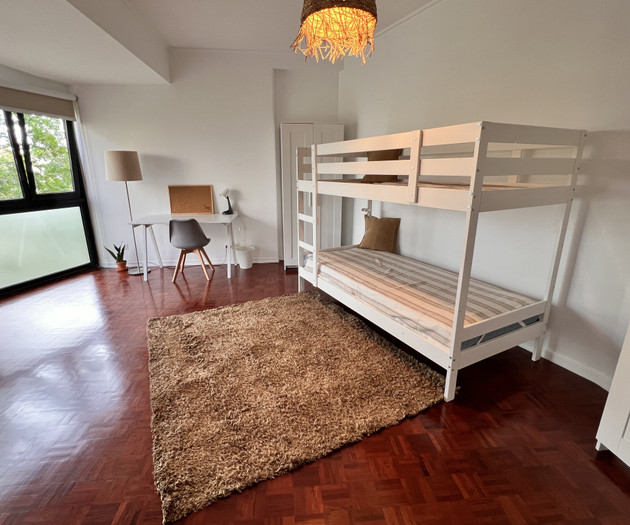Cozy & Fully Furnished Double Room in Lisbon