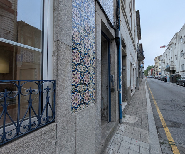 Building facade with tiles