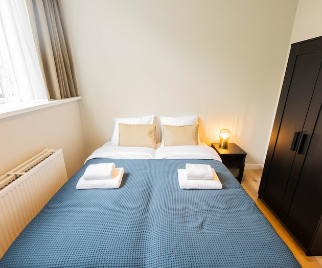 Luxurious Dowtown 3BDR Apartment WS