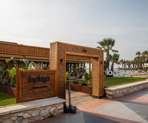 Beachside Apartment in Los Álamos, Torremolinos