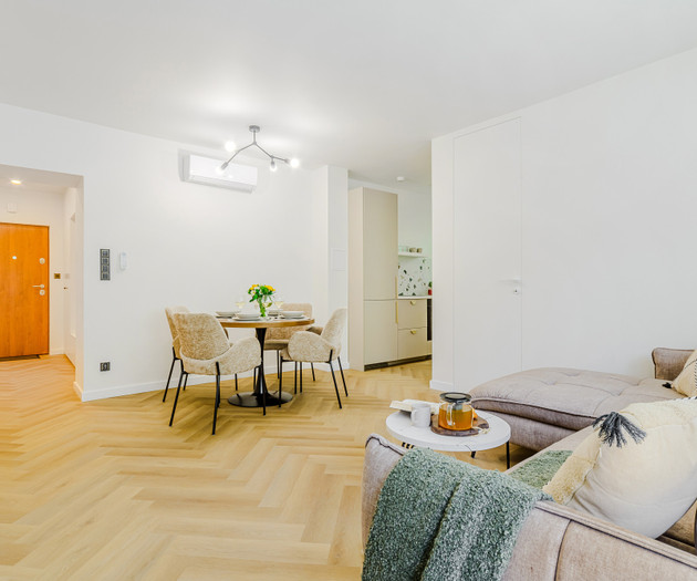 Lumina 4-room apart near Pałac Kultury