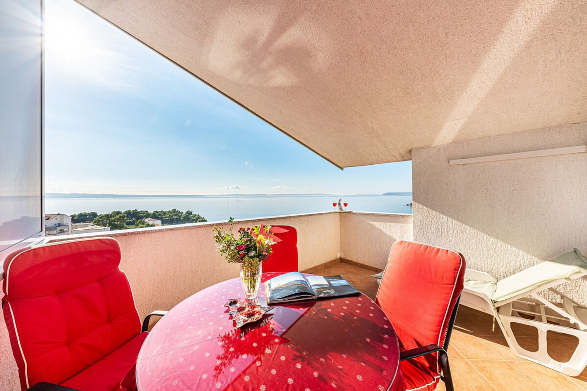 Terrace with sea view
