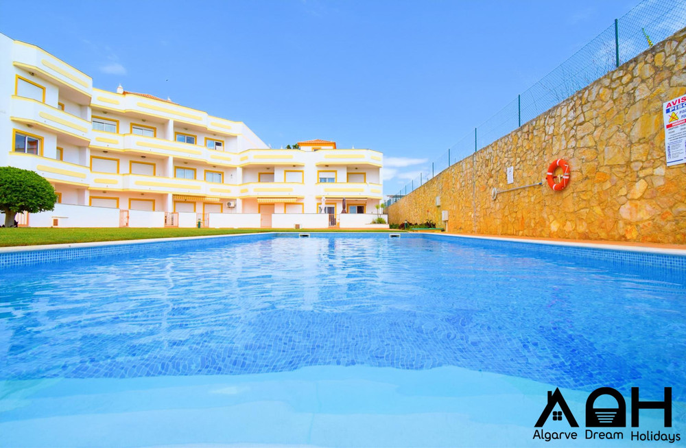 Private large terrace facing the pool preview