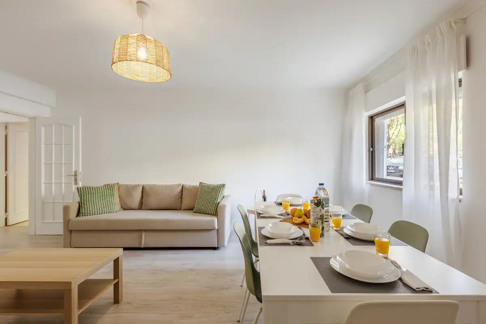 Massamá 26 /free parking on site/ smart TV preview