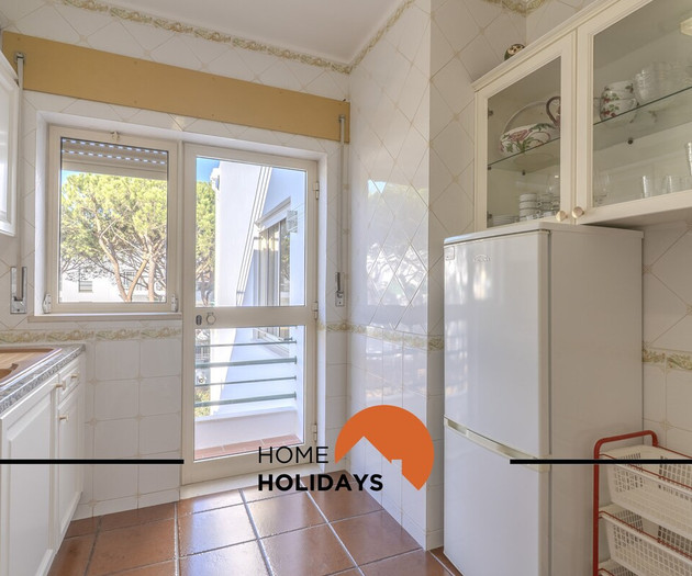 #348 Apartment Madaleno by Home Holidays