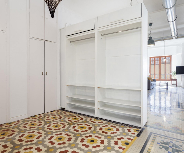WONDERFUL LOFT BY QUART TOWERS MONTH RENTALS. Wifi