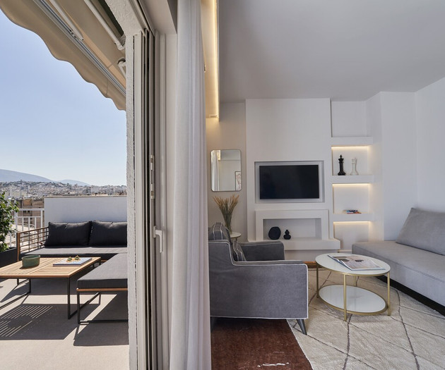 The balcony and the living room