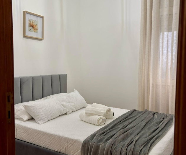 Porto Dinis House