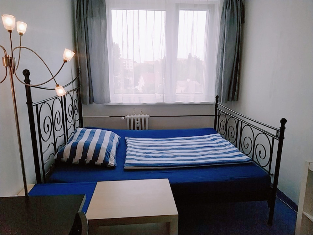 Blue room in Prague 5 preview