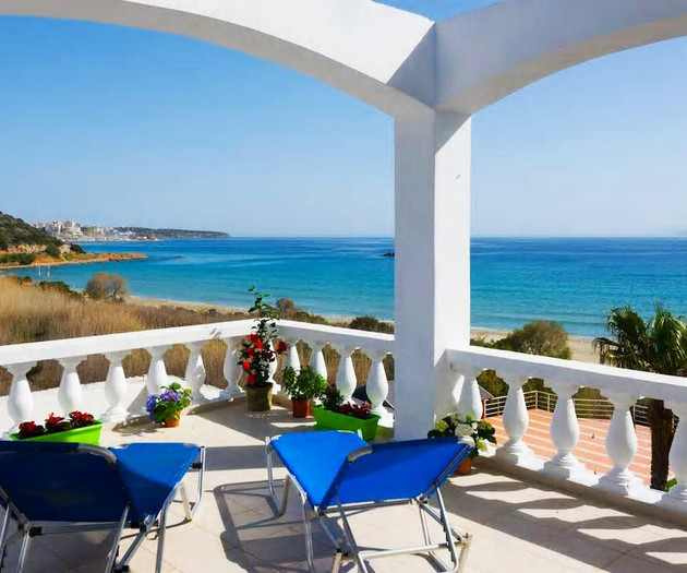 Magic Aurora Seafront Apartment Crete