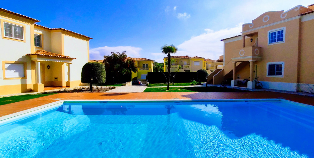 3-bedroom apartment with pool in a 5* resort preview