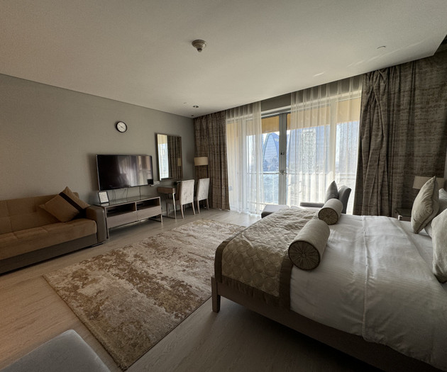 Spacious Studio With Direct Burj Khalifa View