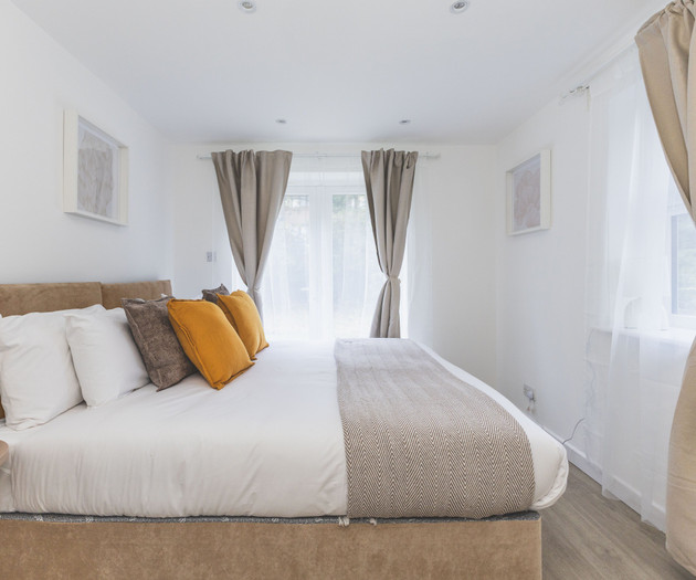 Gorgeous 3 Bed Flat, Kilburn - Central Location