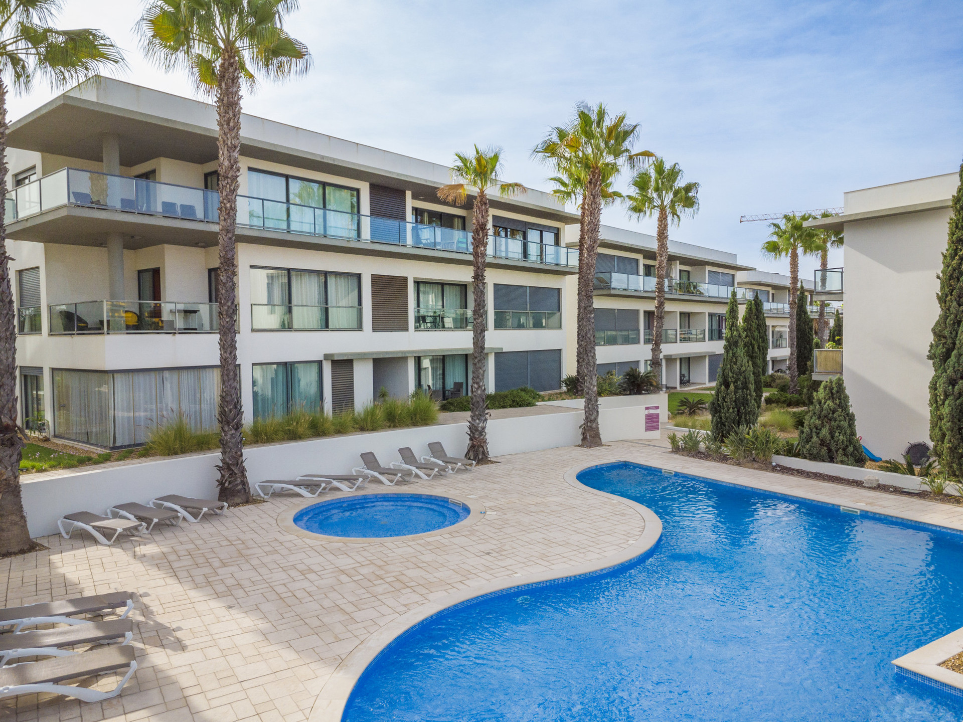 Shared Pool and Kids Pool