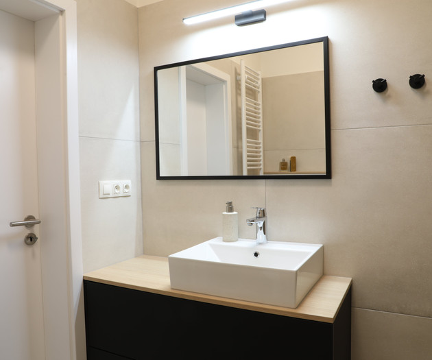2 bedroom apartment with a balcony city center