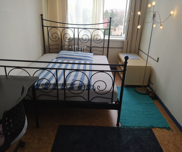 Blue room in Prague 5
