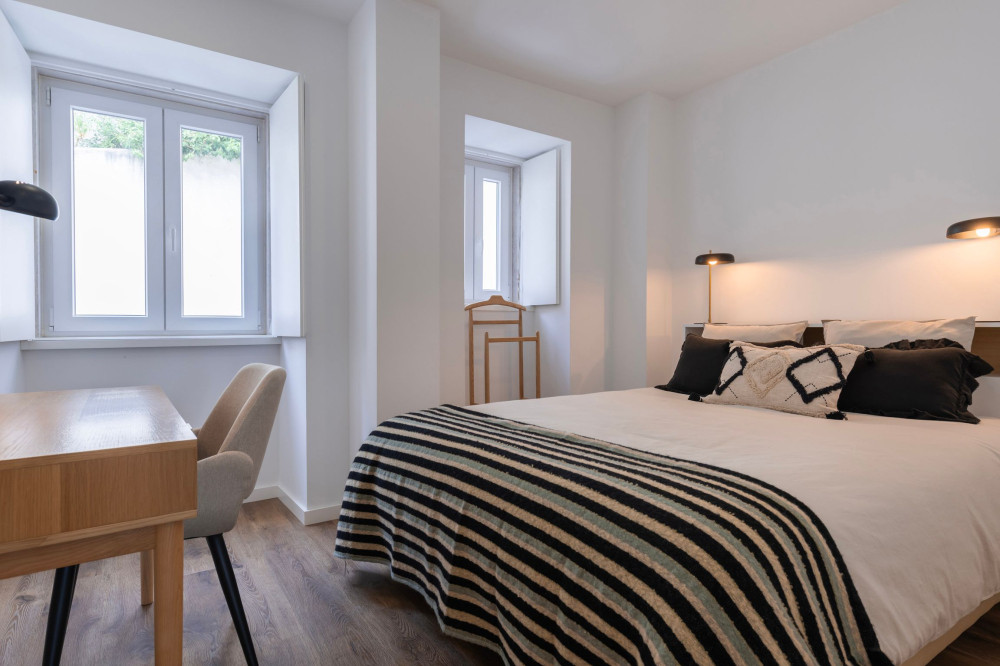 2BDR Charming Apartment in Graça by LovelyStay preview