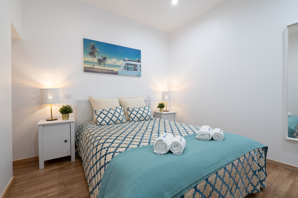 Graceful Comfortable Flat Centrally Located preview