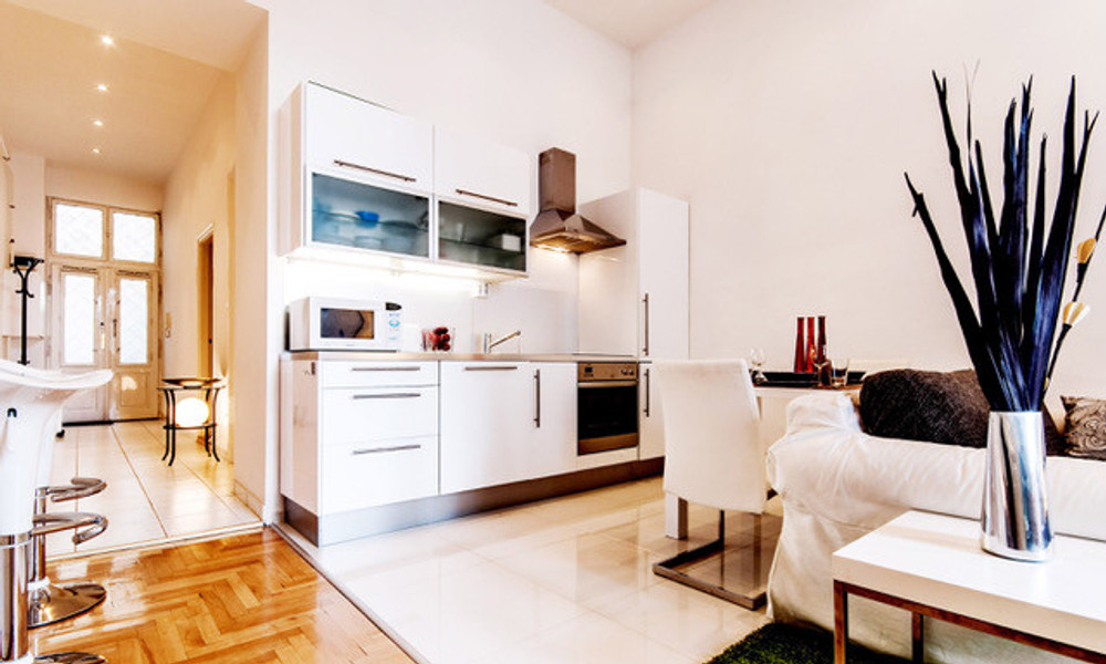Charming, modern flat 2 bedrooms, 2 bathrooms, preview