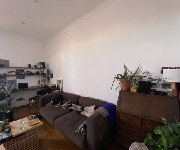 Bright Room with Private Bathroom in El Born