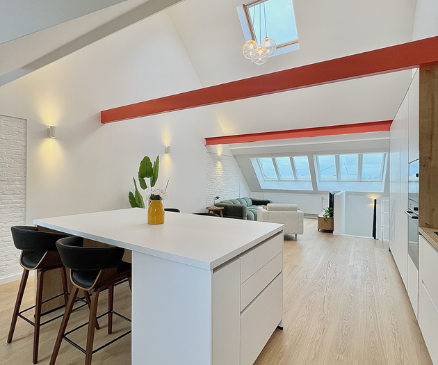 Design & Elegant Duplex in the Heart of Brussels